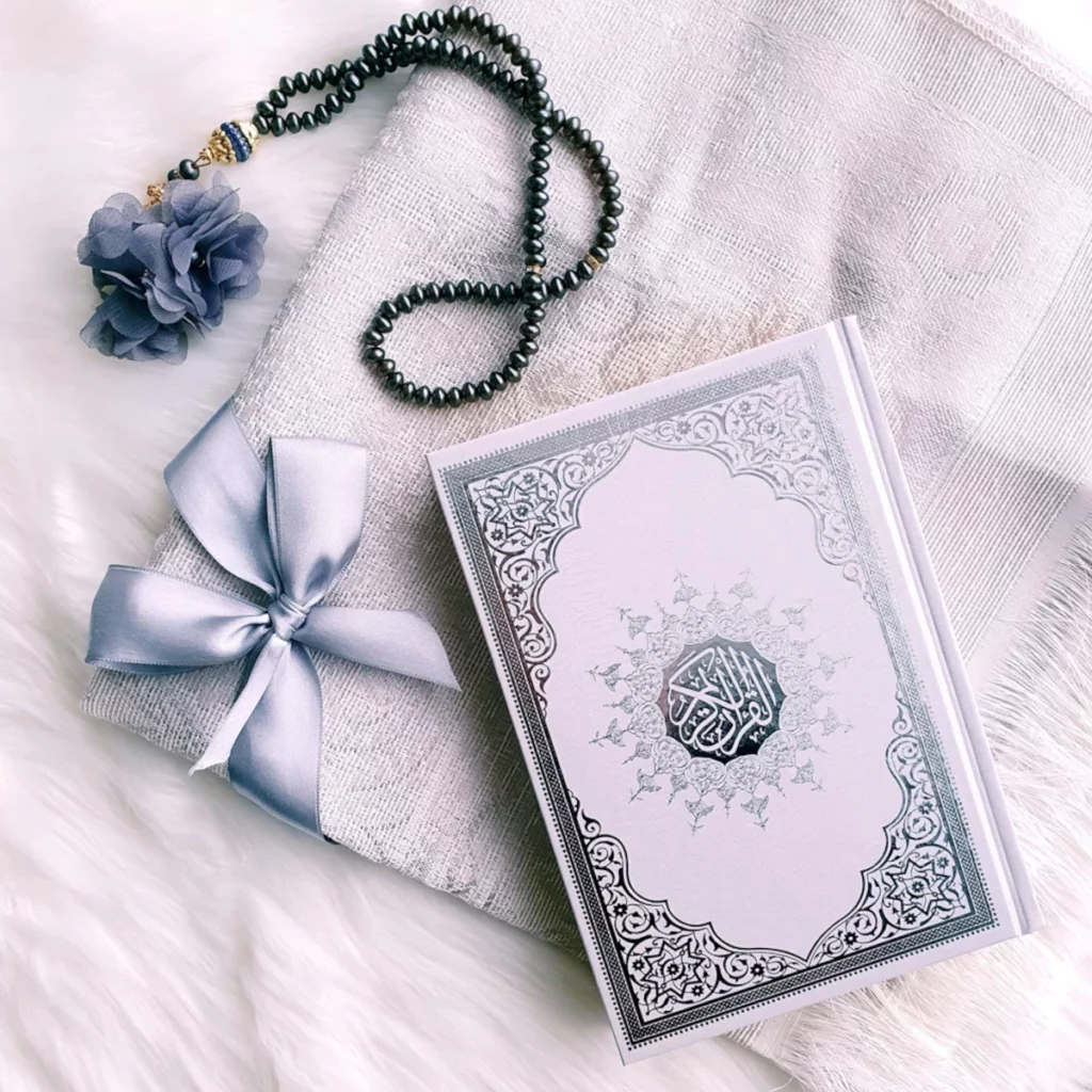 ramadan-geschenkbox-mit-ramadan-kareem-gruss